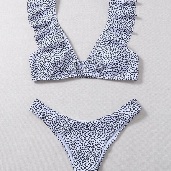 polka dot ruffle spring bikini - Picture 3 of 5